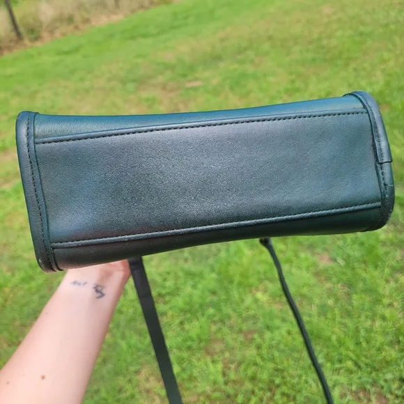 Vintage Coach Bottle Green Regina - Picture 5 of 16
